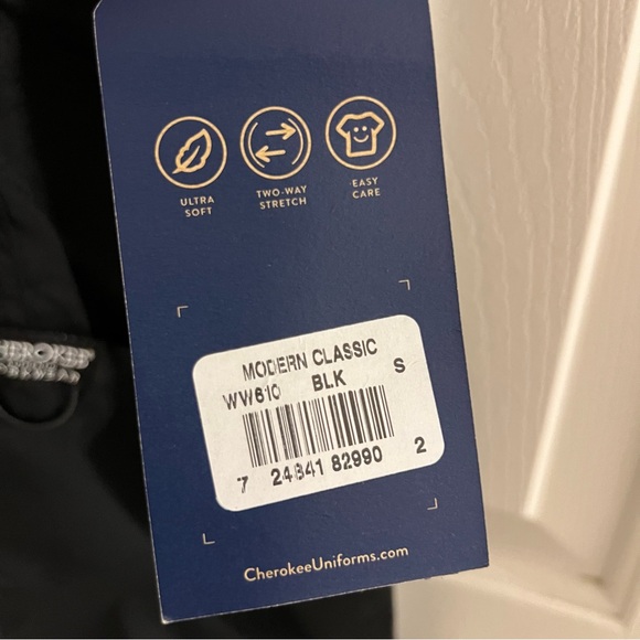 Black Scrub Top - Picture 5 of 6